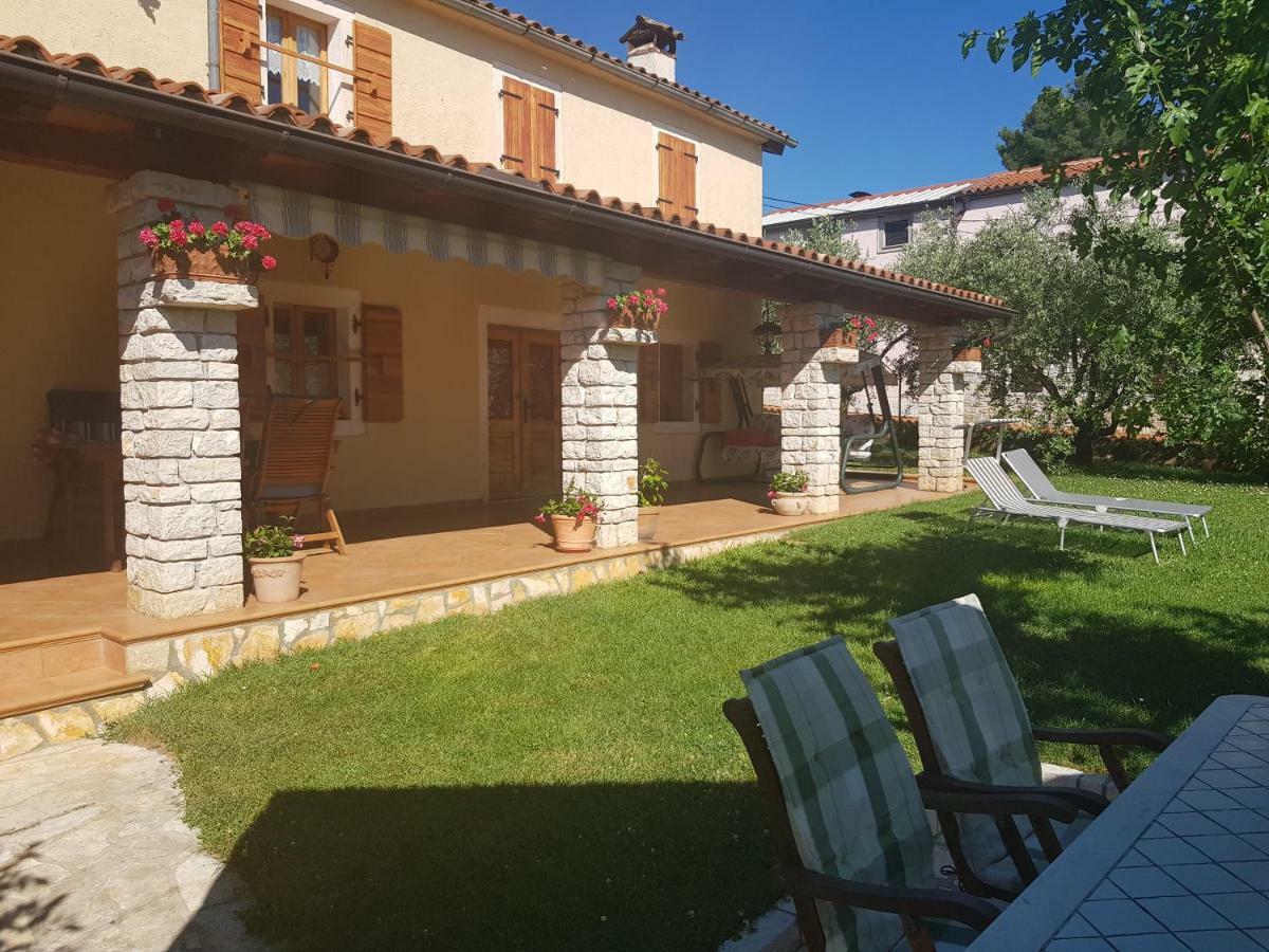 Casa Istria Villa Buje Exterior photo